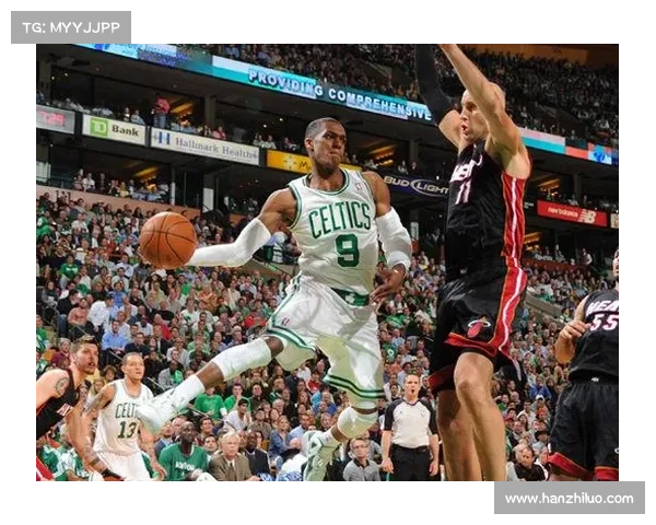 掌握坎贝尔打球位置技巧与秘诀提升篮球竞技水平的核心方法 掌握坎贝尔打球位置技巧与秘诀提升篮球竞技水平的核心方法